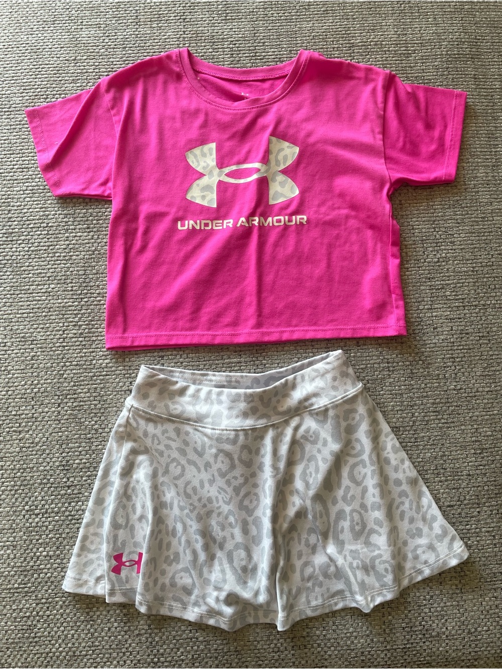 Under Armour Hot Pink Logo Crop Tee with Light Gray Leopard Skort